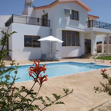 Villa Mariandy 1 *