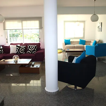 Вилла Mariandy 1