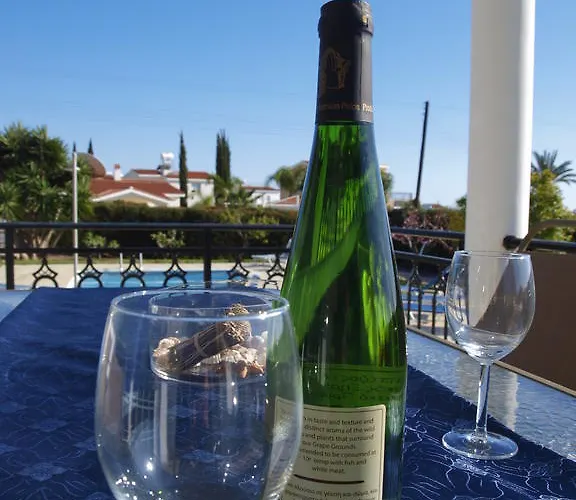 Mariandy 1 Coral Bay